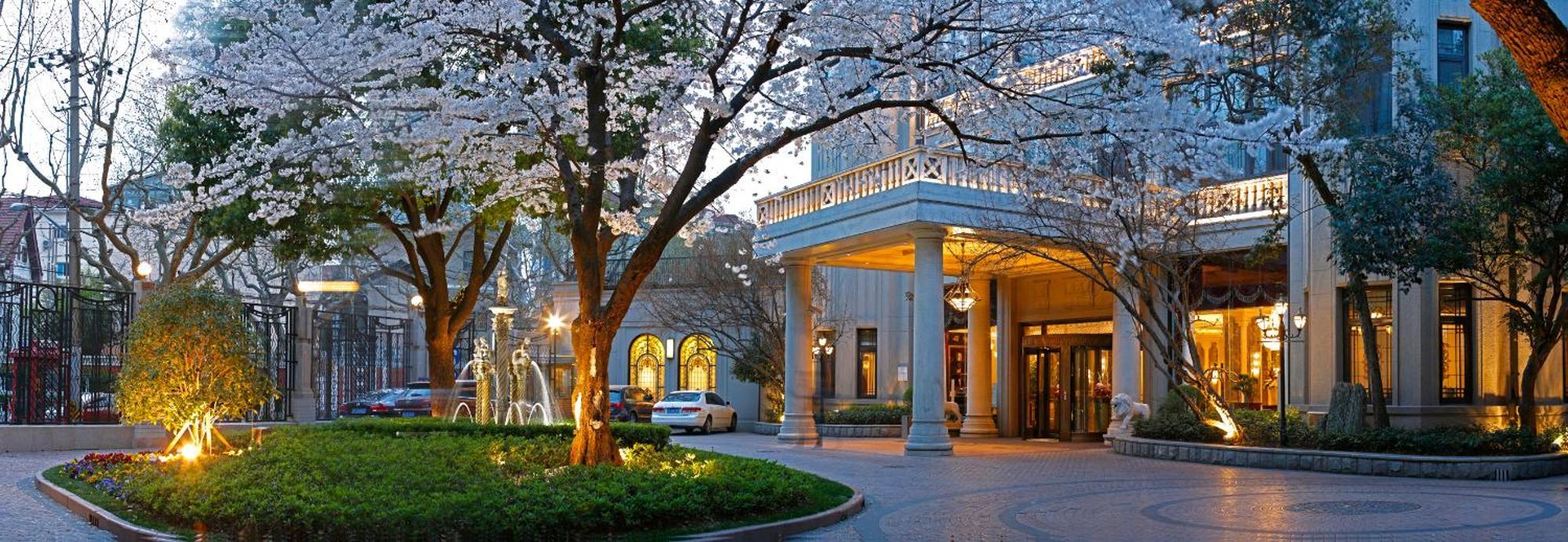 Donghu Hotel