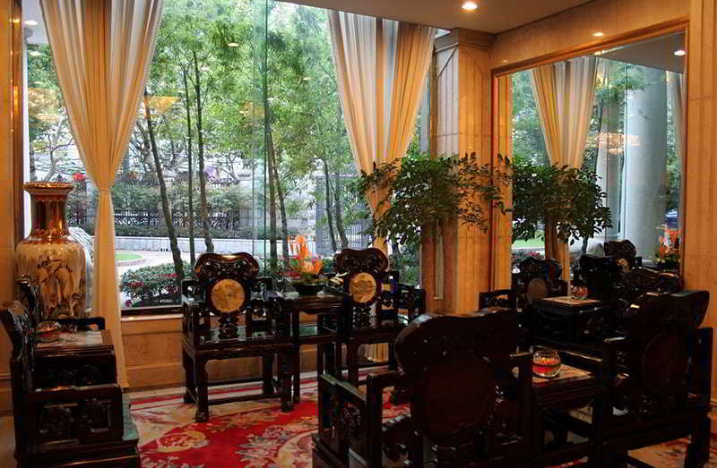 Donghu Hotel